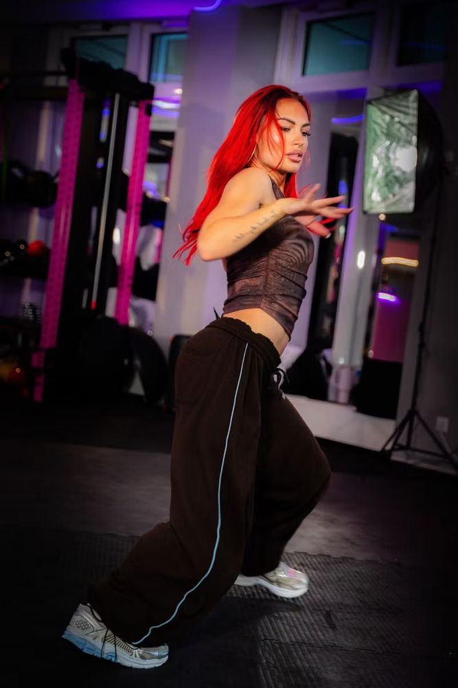 Behind-the-scenes choreography and rehearsal